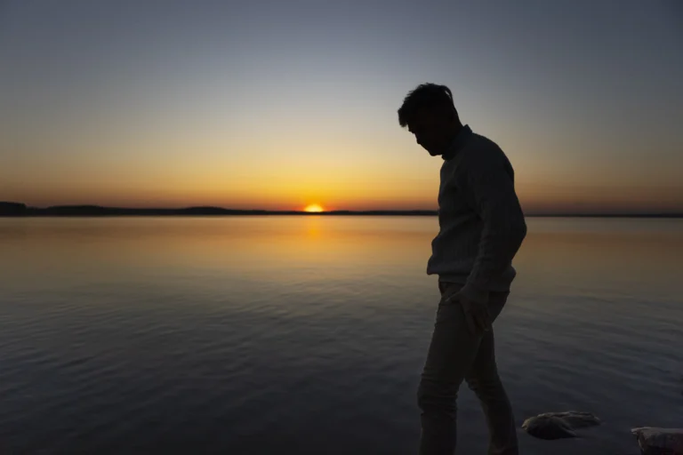 Loneliness After Quitting: Why Do We Feel Empty?